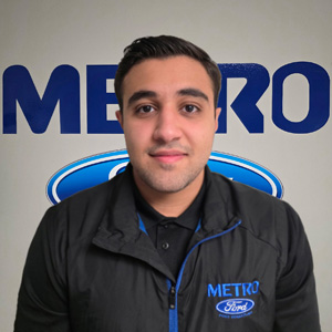 Arya Navid Sales & Leasing Specialist